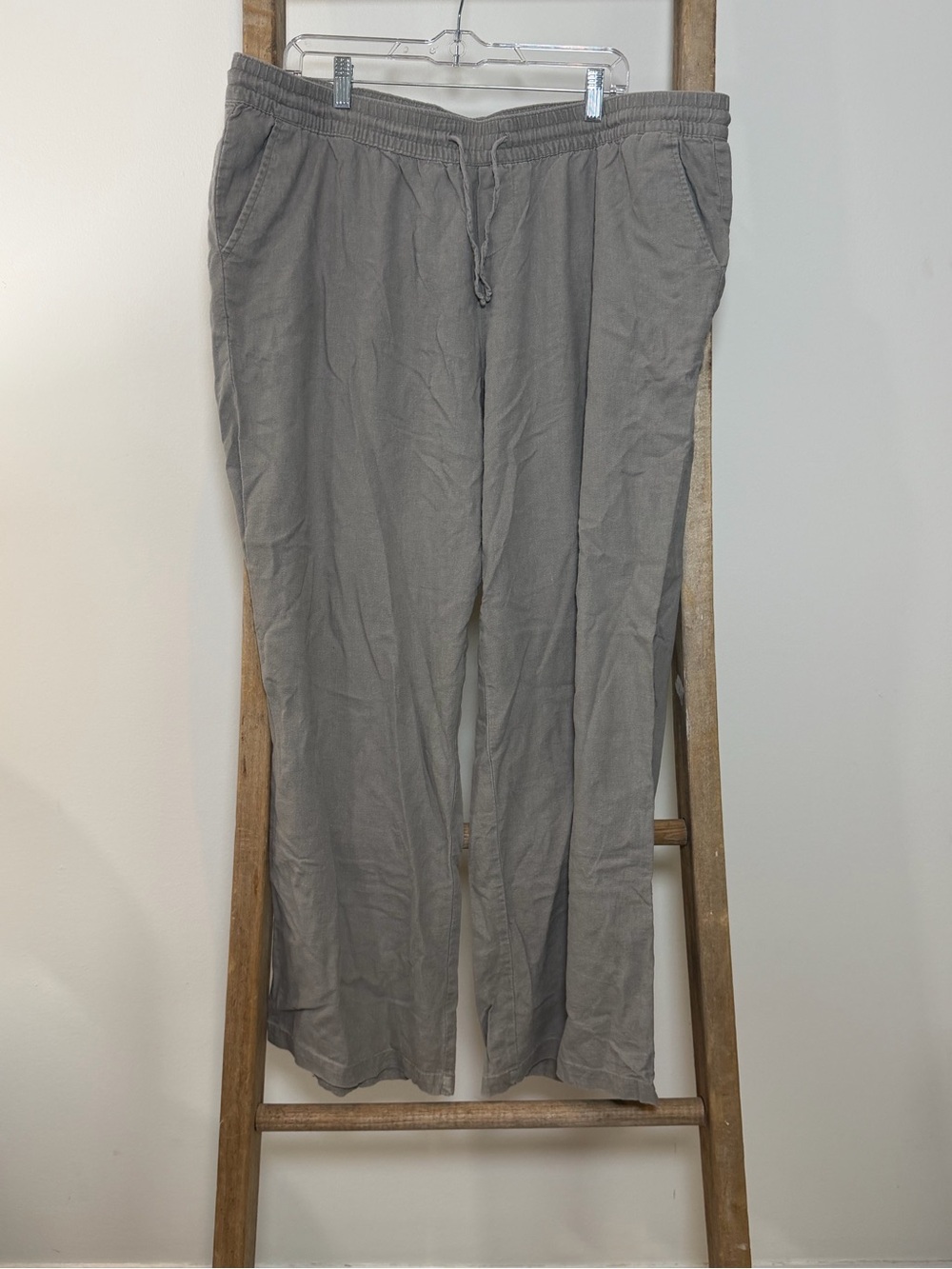Old Navy Women’s Gray Drawstring Linen Pants